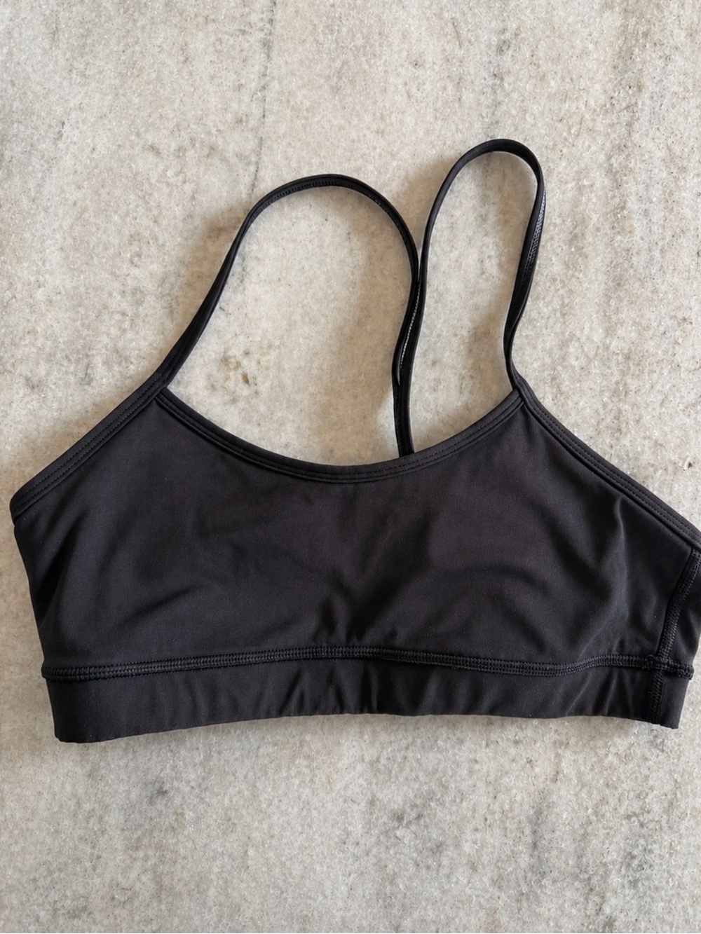 Lululemon Flow Y Bra Black Size 6 Lightweight Yoga Sports Bra - size 6